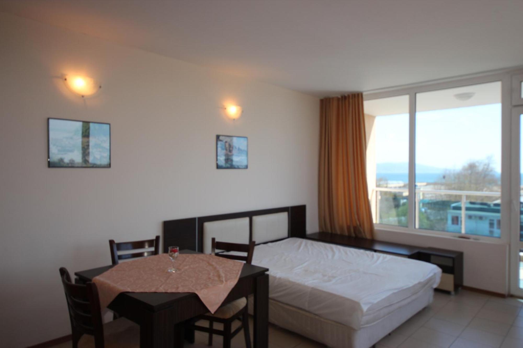 Menada Apartments In Slântsjev Brjag Rom bilde