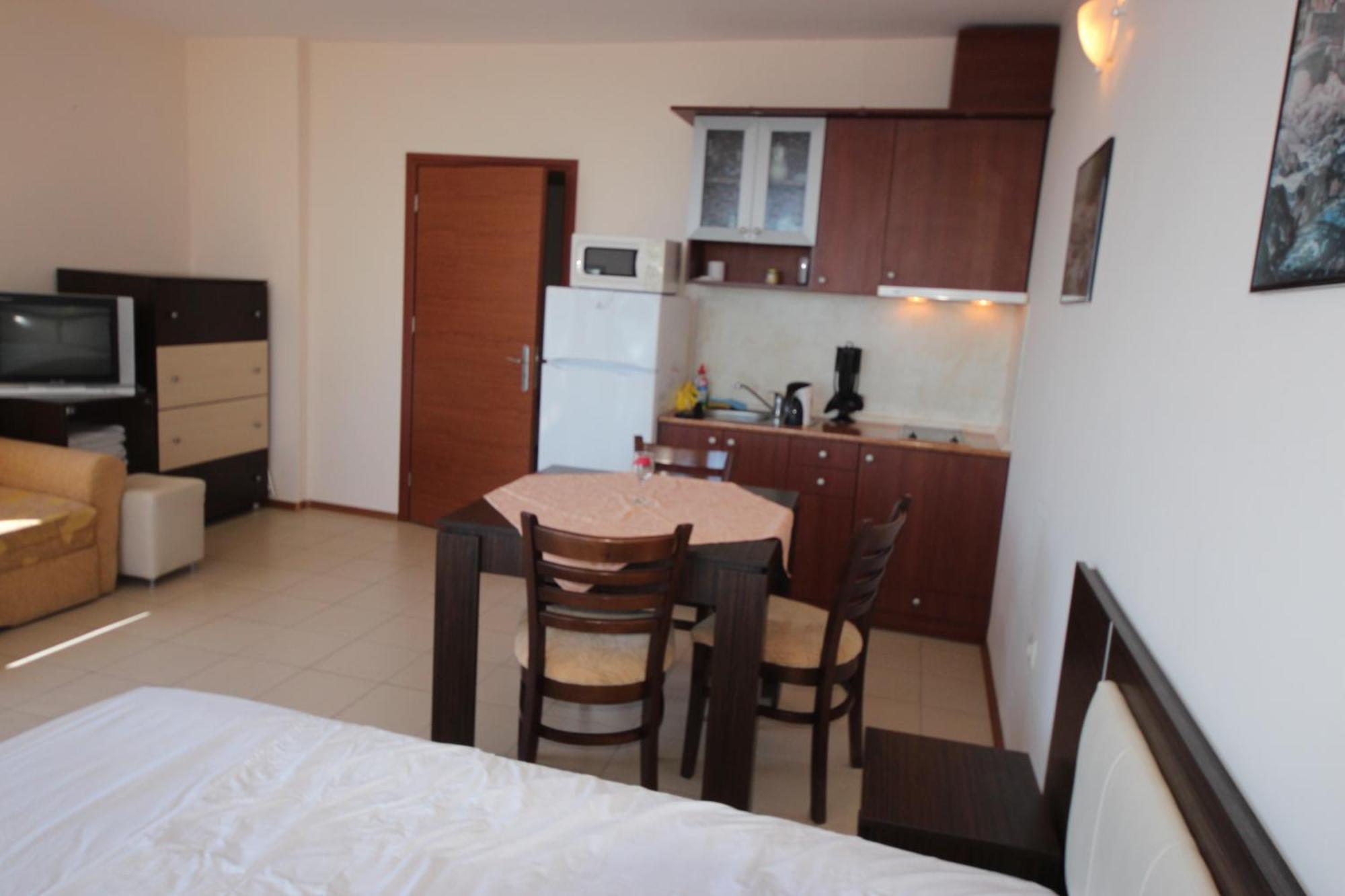 Menada Apartments In Slântsjev Brjag Rom bilde