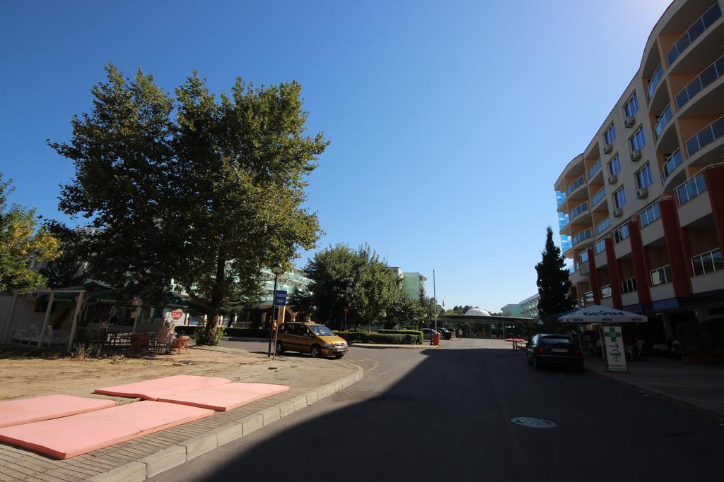 Menada Apartments In Slântsjev Brjag Eksteriør bilde