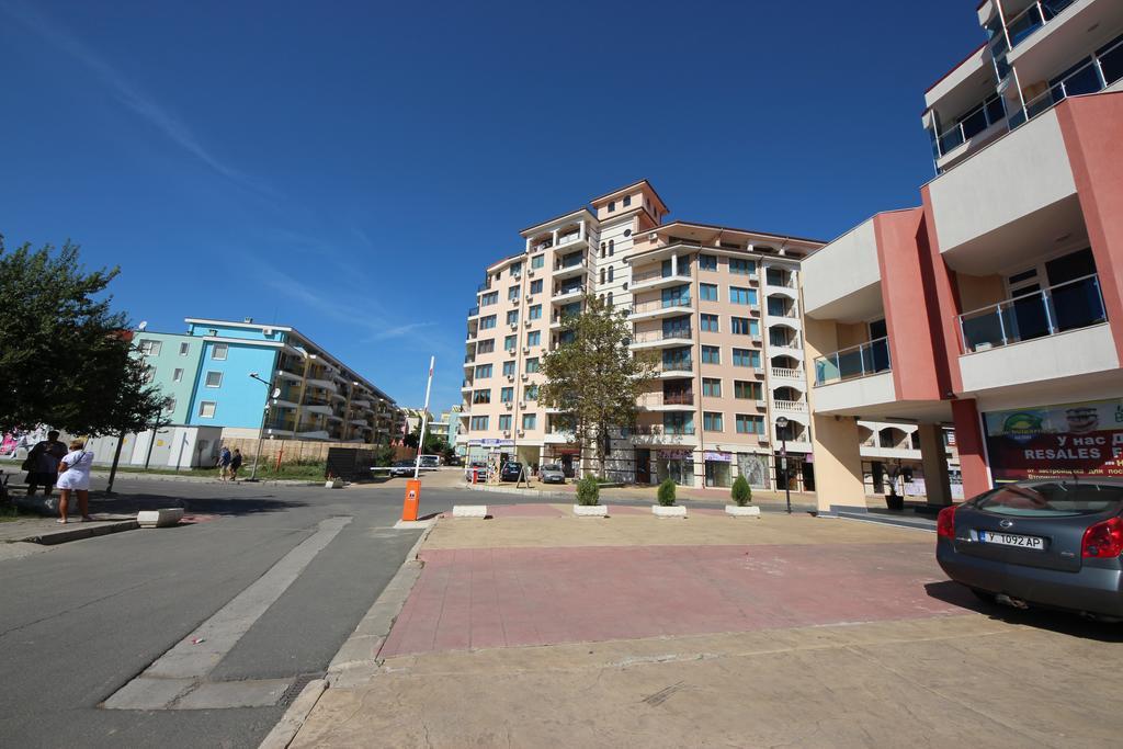 Menada Apartments In Slântsjev Brjag Eksteriør bilde