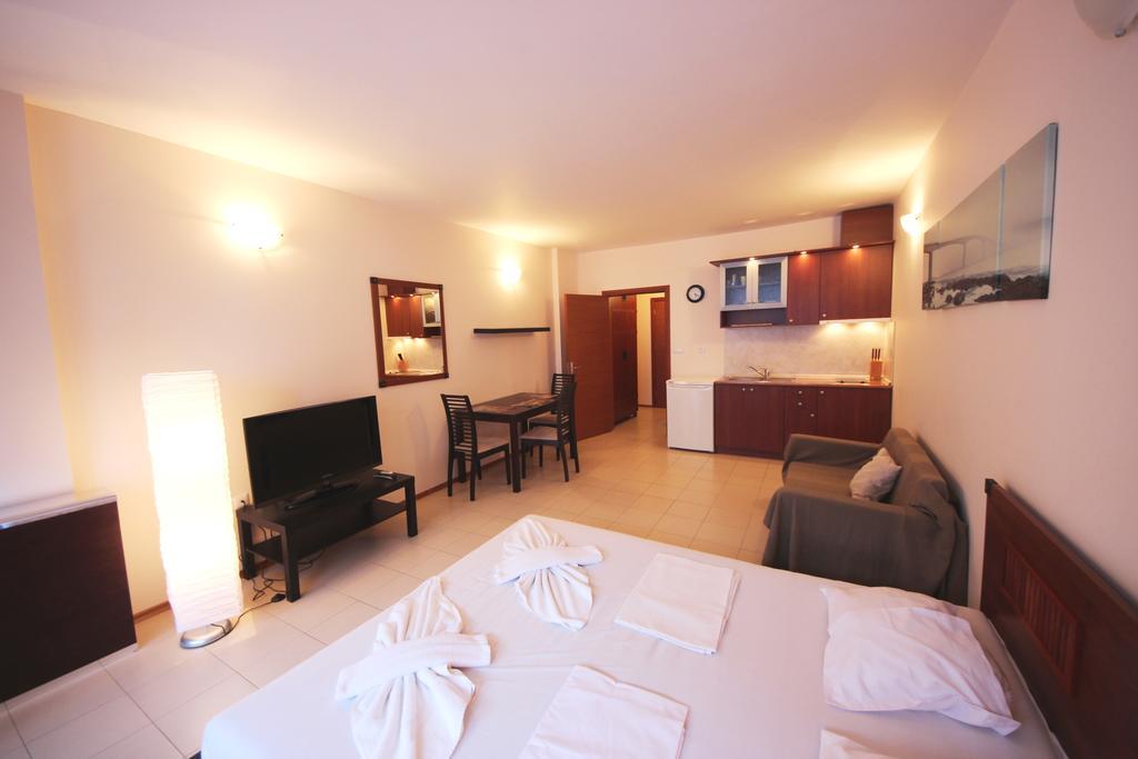 Menada Apartments In Slântsjev Brjag Eksteriør bilde